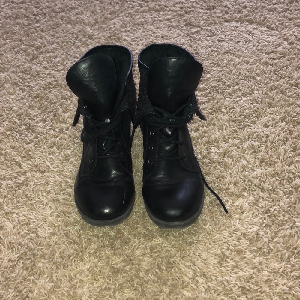 Floral pattern Combat boots